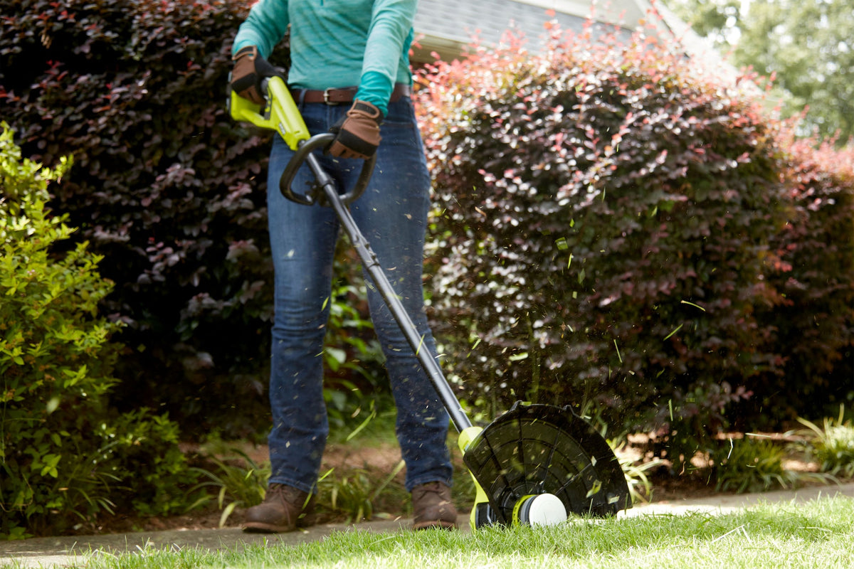 18V ONE+ 13" STRING TRIMMER/EDGER Image 3