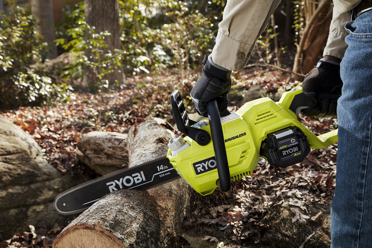 40V BRUSHLESS 14" CHAINSAW KIT Image 6